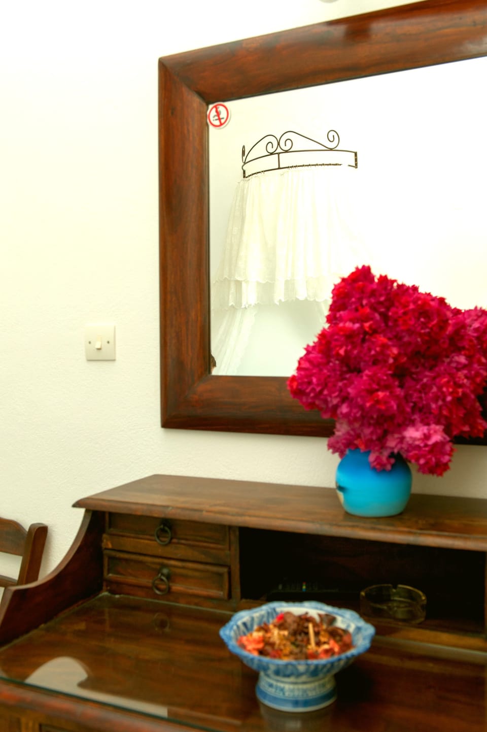 Minibar, desk, soundproofing, iron/ironing board