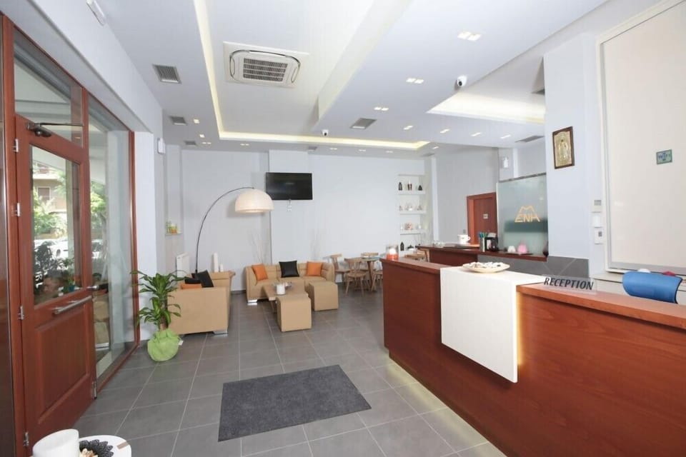 Meni Apartments Hotel Bed and Breakfast in Athens