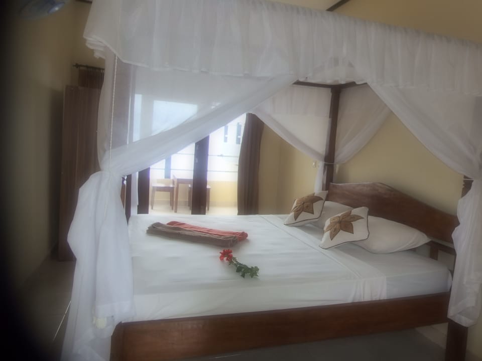 Superior Room | Desk, rollaway beds, free WiFi, bed sheets