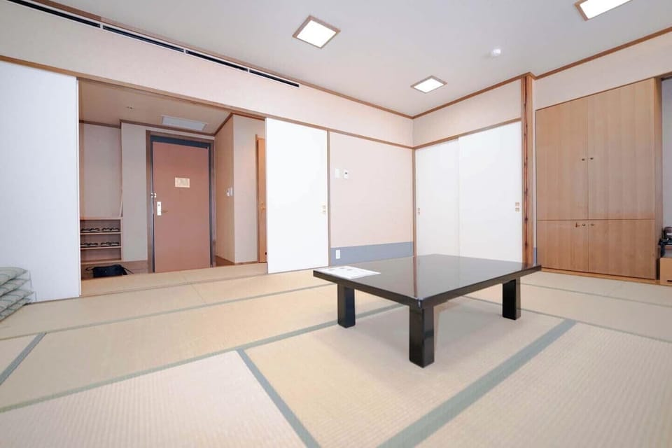 Japanese Style Room 15 Tatami  | Free WiFi, bed sheets