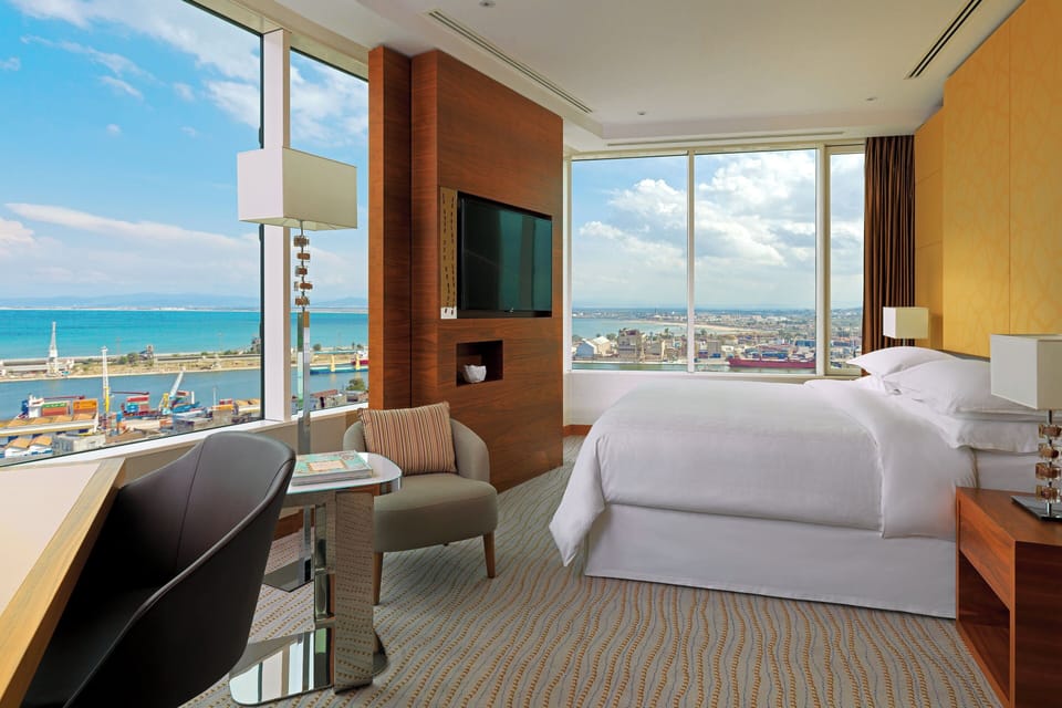 Pillowtop beds, minibar, in-room safe, desk