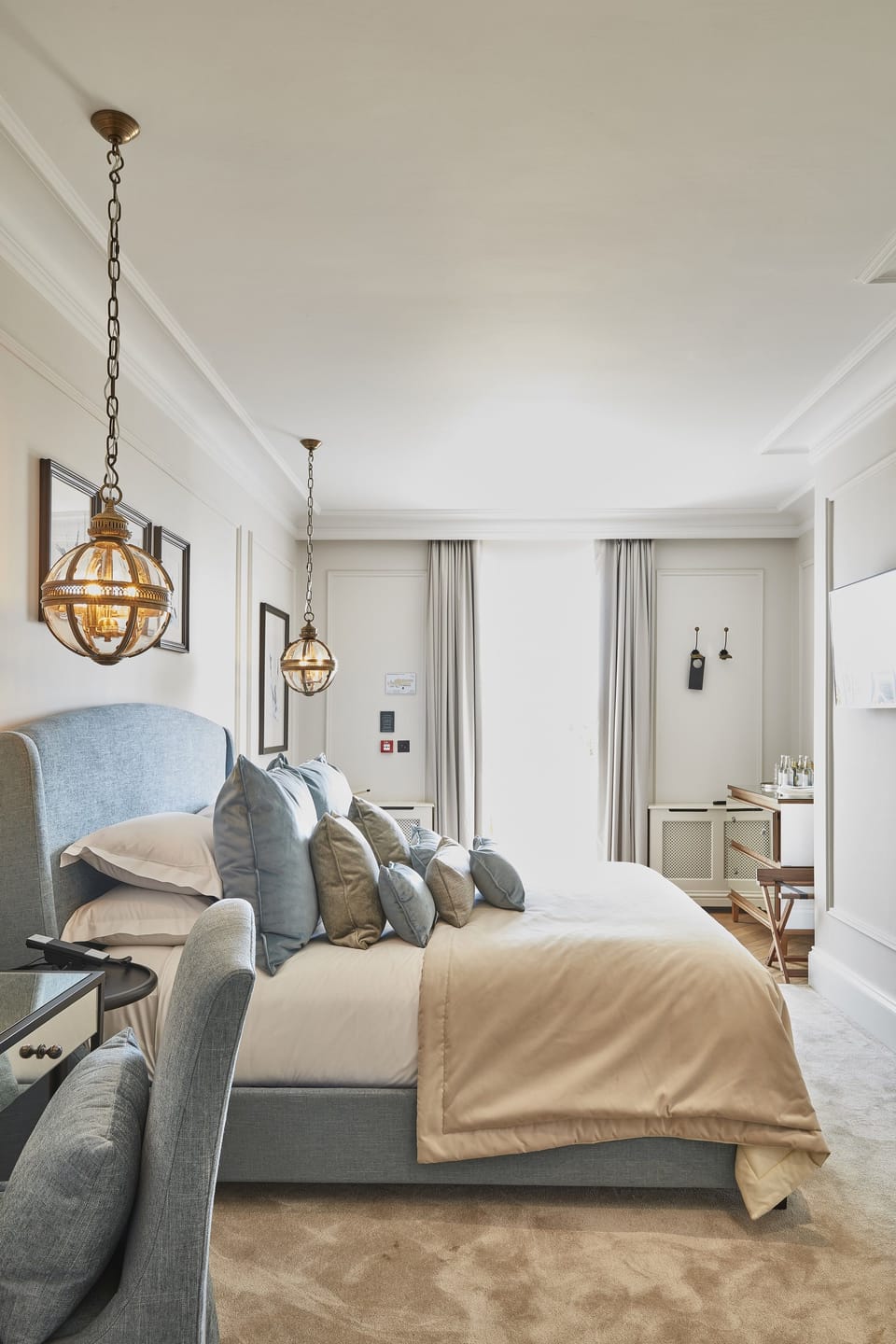 Premium Suite, River View | Premium bedding, in-room safe, blackout drapes, soundproofing