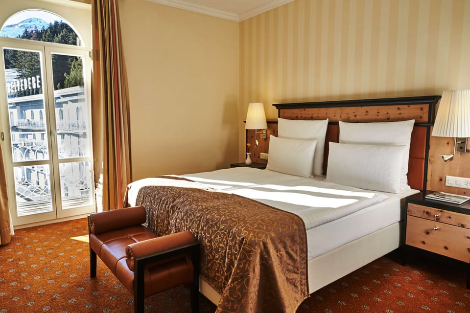 Hypo-allergenic bedding, minibar, in-room safe, desk