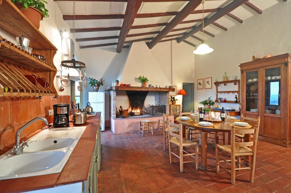 Comfort Apartment, 5 Bedrooms, Terrace, Vineyard View | Private kitchen | Full-size fridge, oven, stovetop, dishwasher