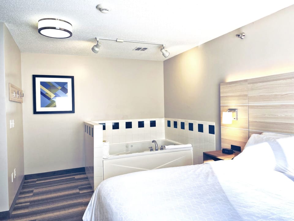 In-room safe, desk, iron/ironing board, free cribs/infant beds