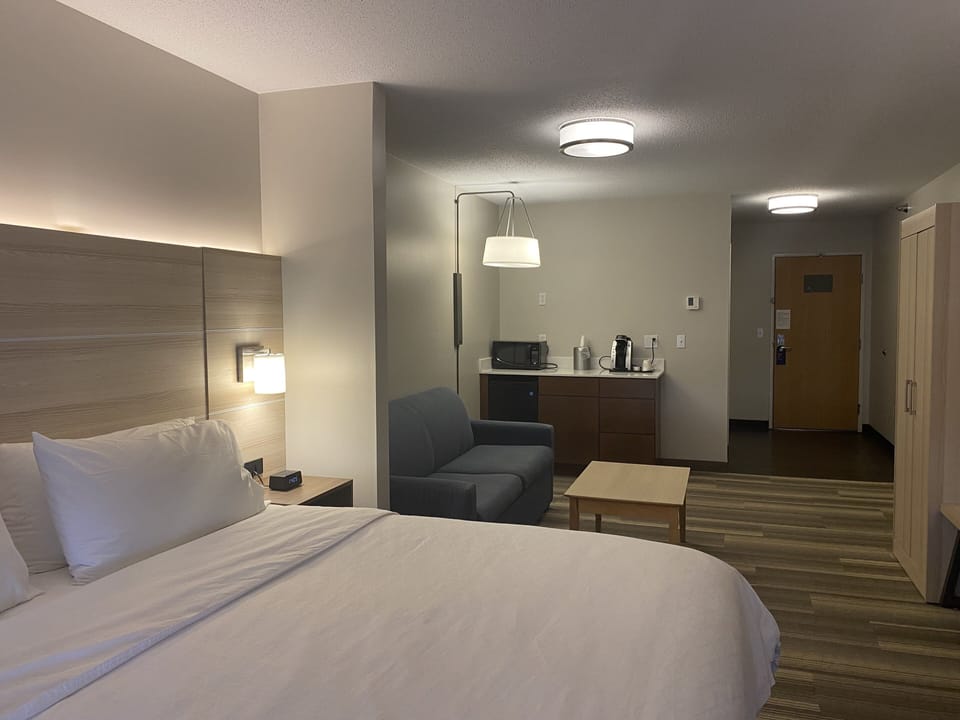 In-room safe, desk, iron/ironing board, free cribs/infant beds
