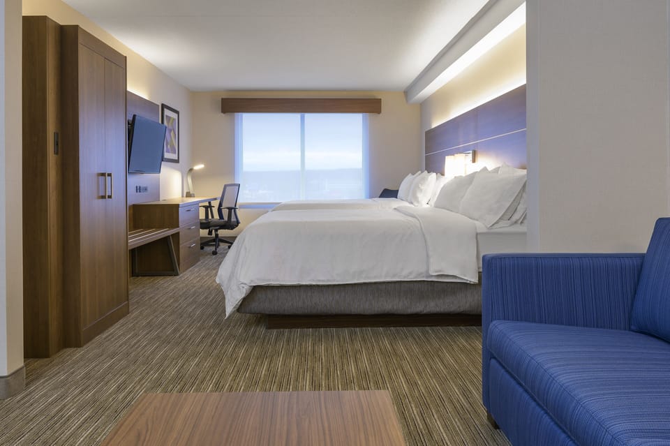 Suite, Multiple Beds | Egyptian cotton sheets, premium bedding, pillowtop beds, in-room safe