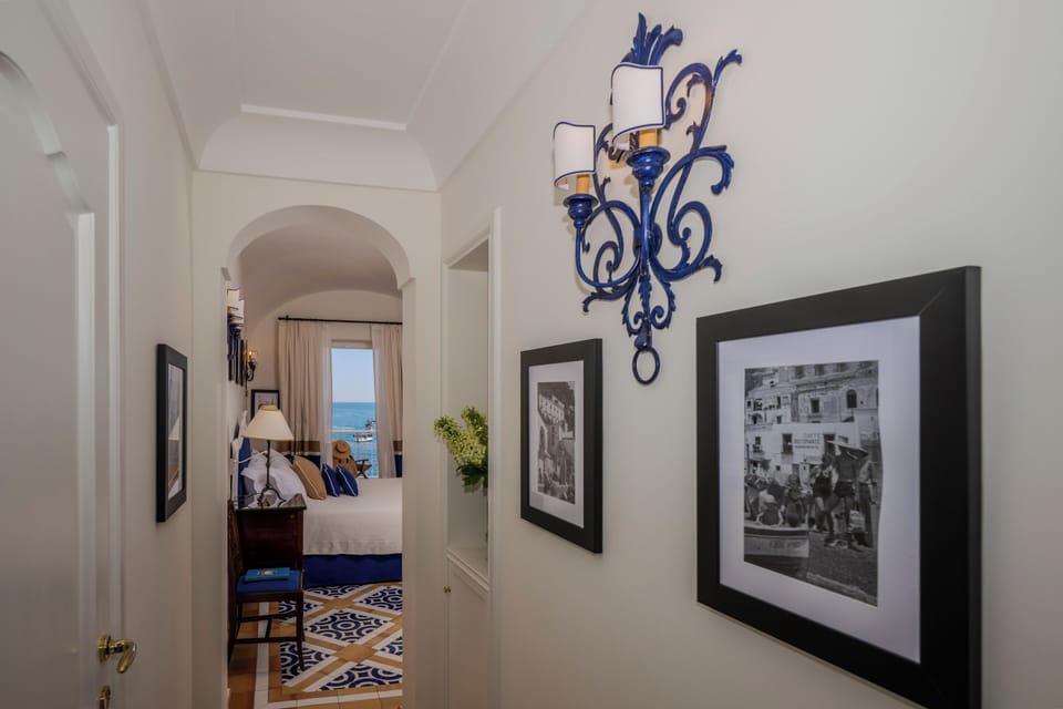 Superior Double Room, Balcony, Sea View | Minibar, in-room safe, individually decorated, individually furnished