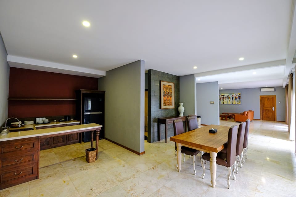 Presidential Suite | Living area | LED TV