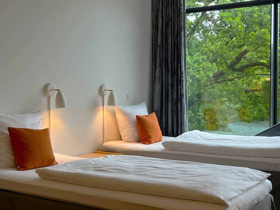 Triple Room | Free WiFi, bed sheets