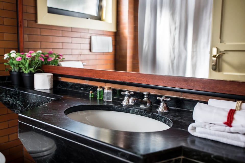 Free toiletries, hair dryer, towels