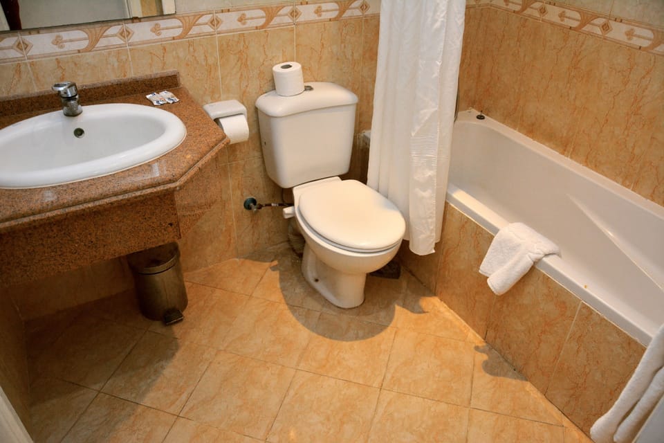 Free toiletries, towels