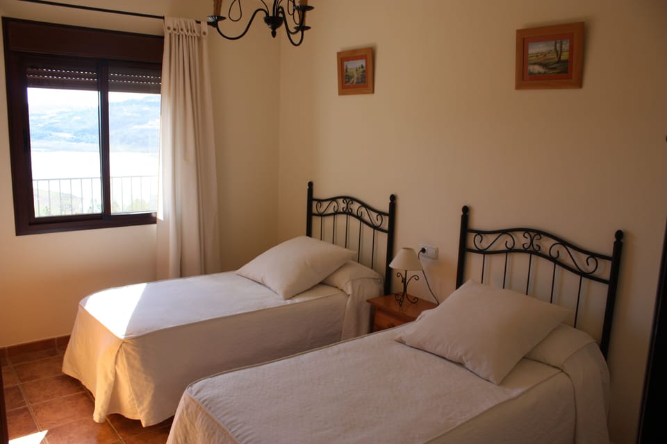 Deluxe House, Private Bathroom, Lake View