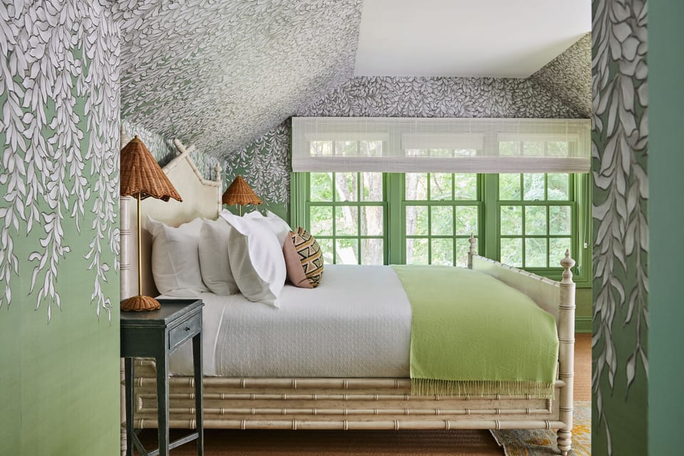 Classic Room, 1 King Bed | Frette Italian sheets, premium bedding, minibar, in-room safe