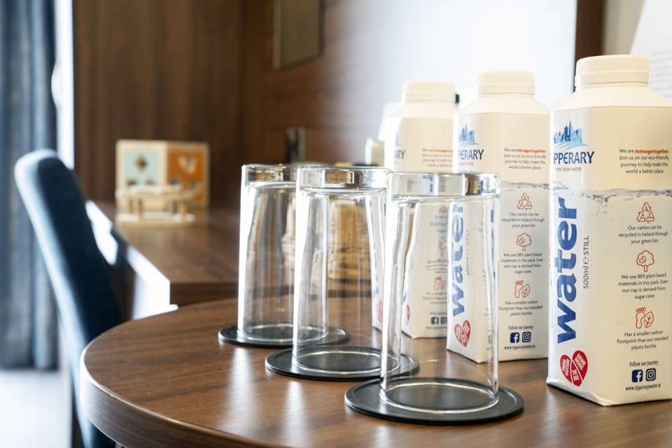 Triple Room | Desk, iron/ironing board, free cribs/infant beds, free WiFi