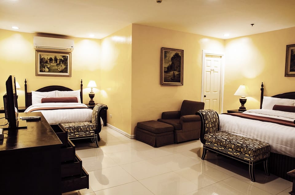 Family Room, 1 Bedroom | Desk, iron/ironing board (on request), bed sheets
