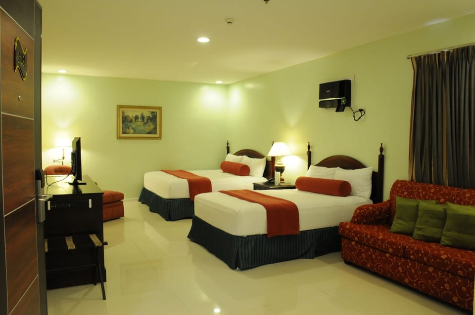 Family Room, 1 Bedroom | Desk, iron/ironing board (on request), bed sheets