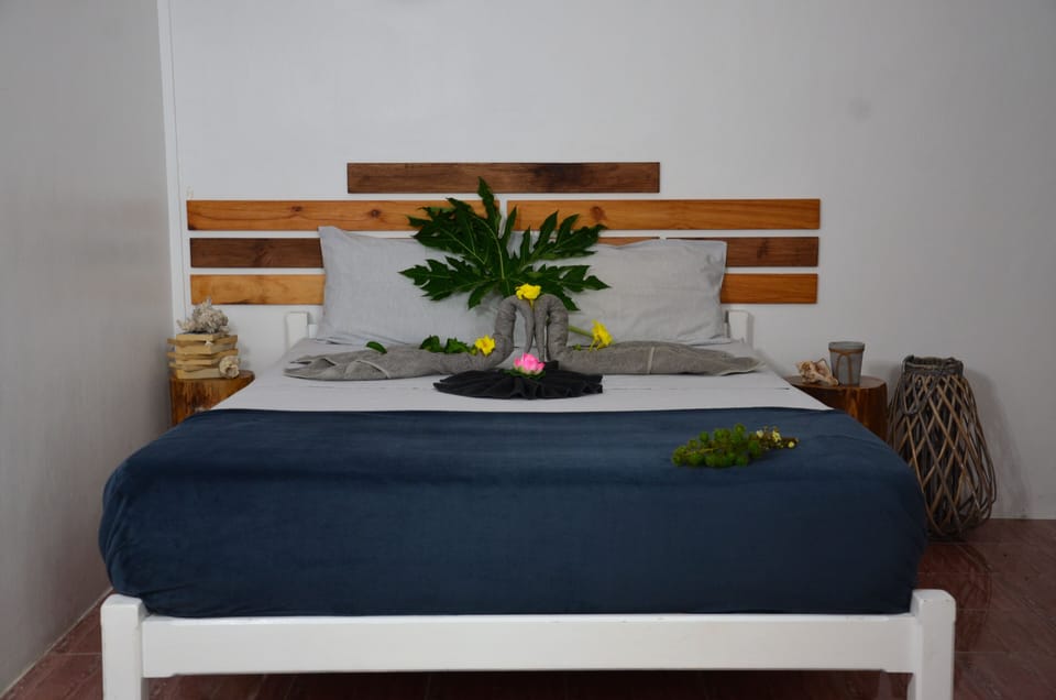 Hypo-allergenic bedding available, in-room safe, blackout drapes