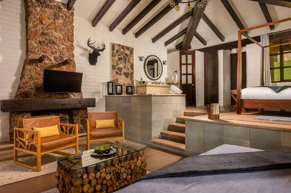 Cabin Suite | Iron/ironing board, WiFi, bed sheets