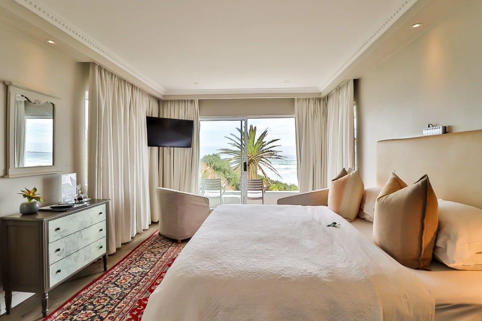 Panoramic Suite, Ocean View | Egyptian cotton sheets, premium bedding, desk, soundproofing