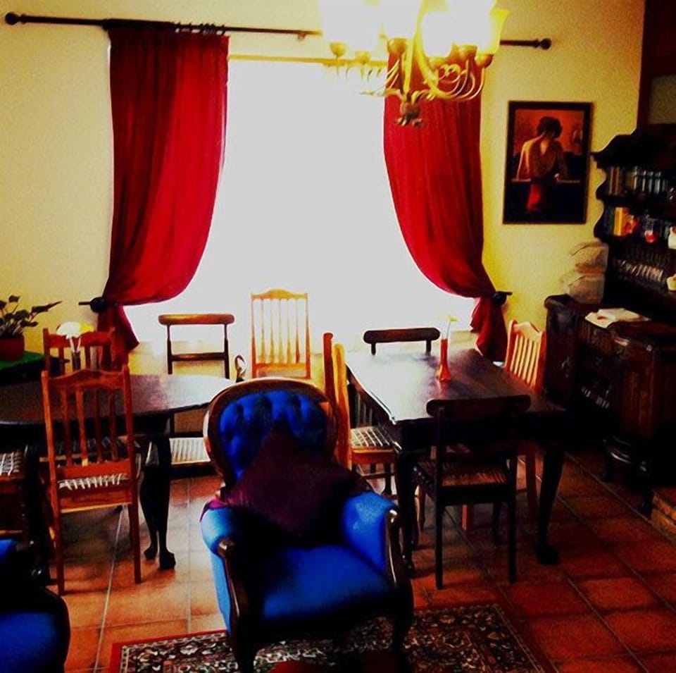 Magnolia Place Guest House Bed and Breakfast in Stellenbosch