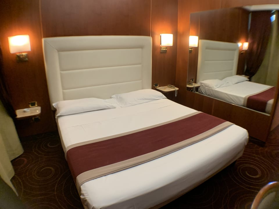 Down comforters, minibar, in-room safe, desk