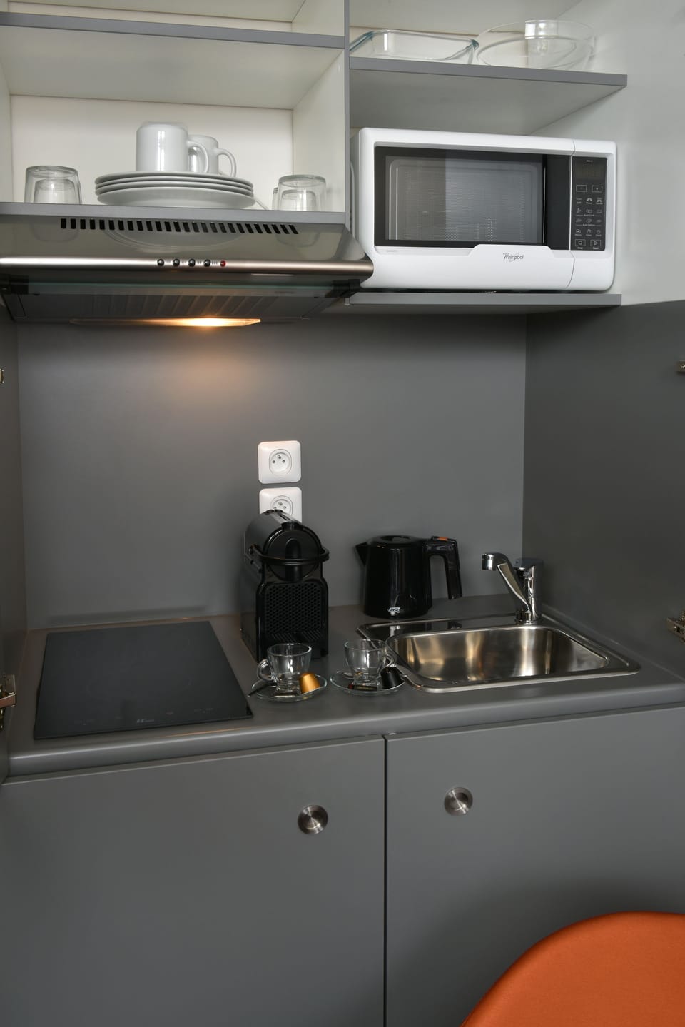 Private kitchenette