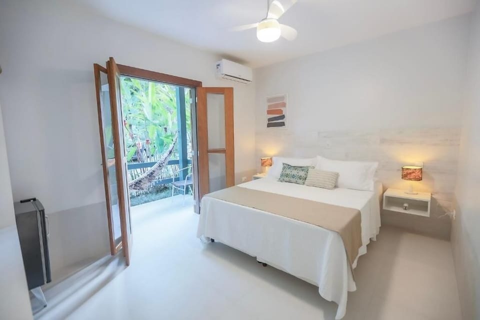 Double Room Single Use | Minibar, blackout drapes, WiFi (free)