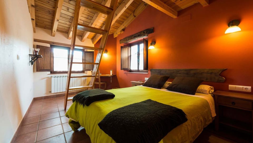 Penthouse | Free cribs/infant beds, rollaway beds, free WiFi, wheelchair access