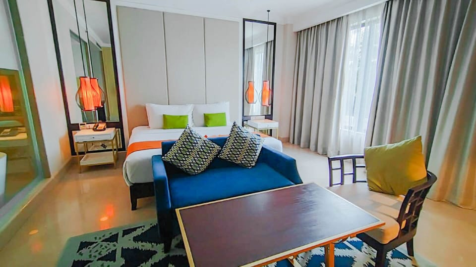 Deluxe Premier Room | 1 bedroom, premium bedding, in-room safe, individually decorated