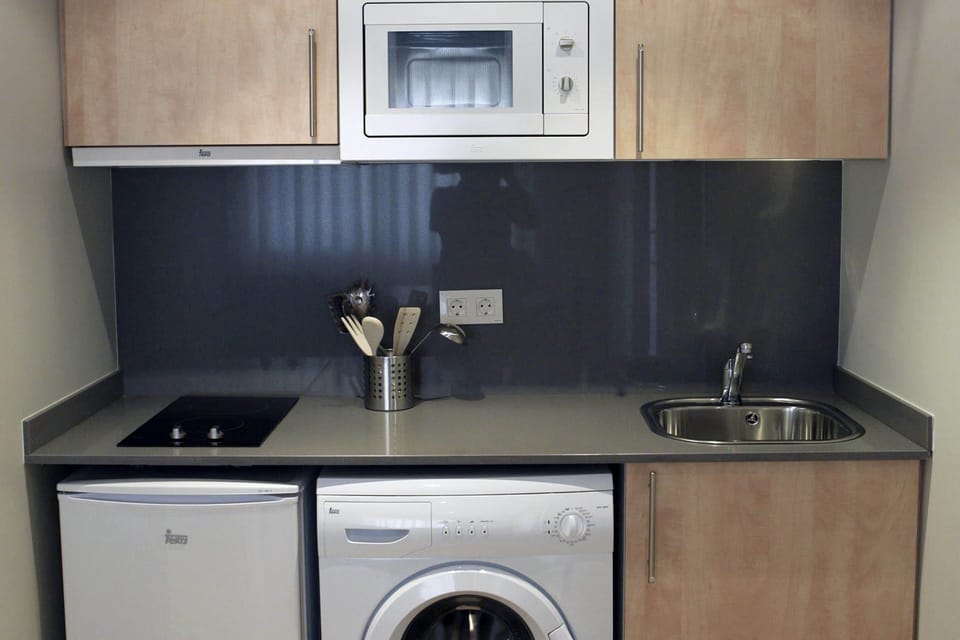 Superior Apartment, Terrace | Private kitchenette | Fridge