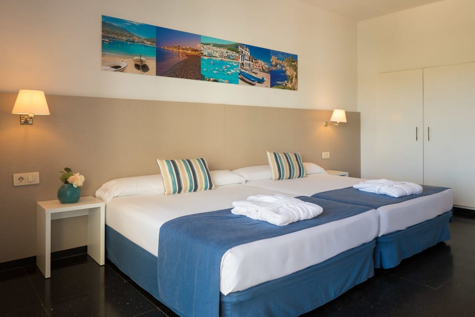 In-room safe, desk, free cribs/infant beds, free WiFi