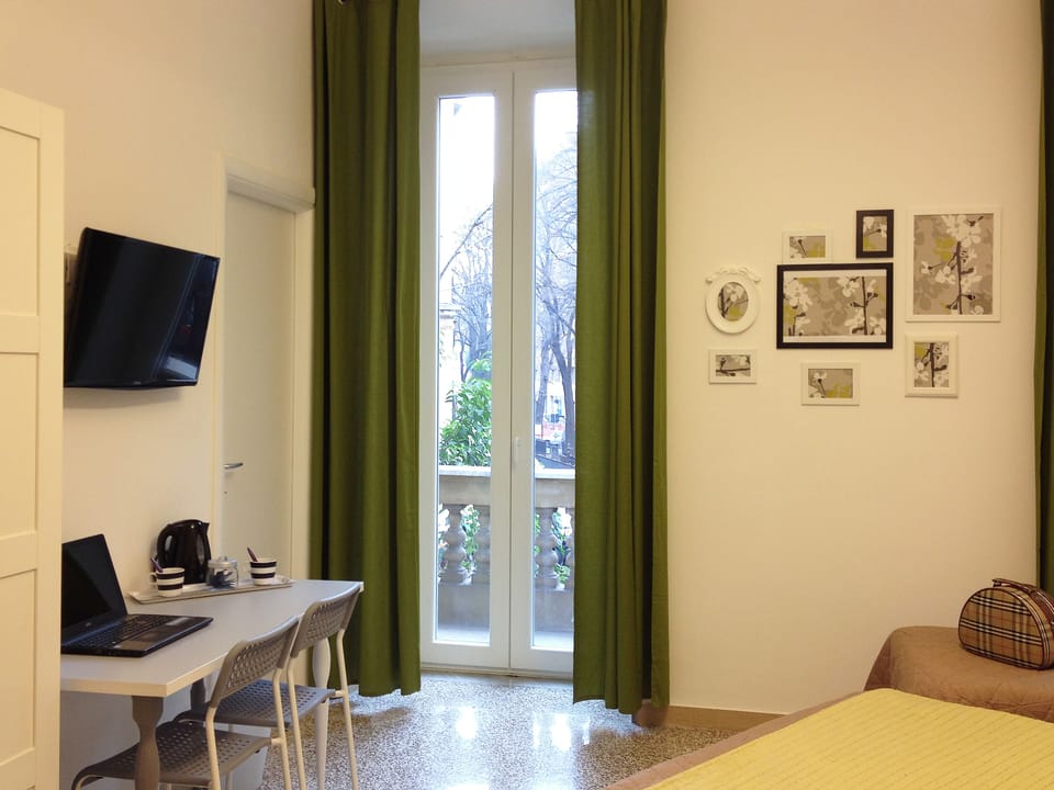 Room amenity