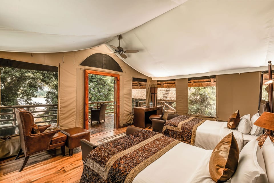 Deluxe Tent | In-room safe, desk, blackout drapes, bed sheets