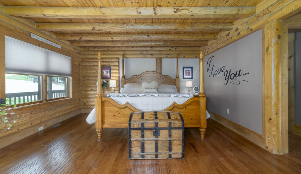 Deluxe Room, Ensuite, Mountain View (Lavista Suite)