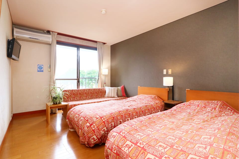 Twin Room, Lake View | Free WiFi
