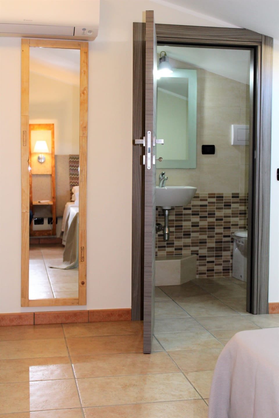 Double or Twin Room | Egyptian cotton sheets, premium bedding, in-room safe