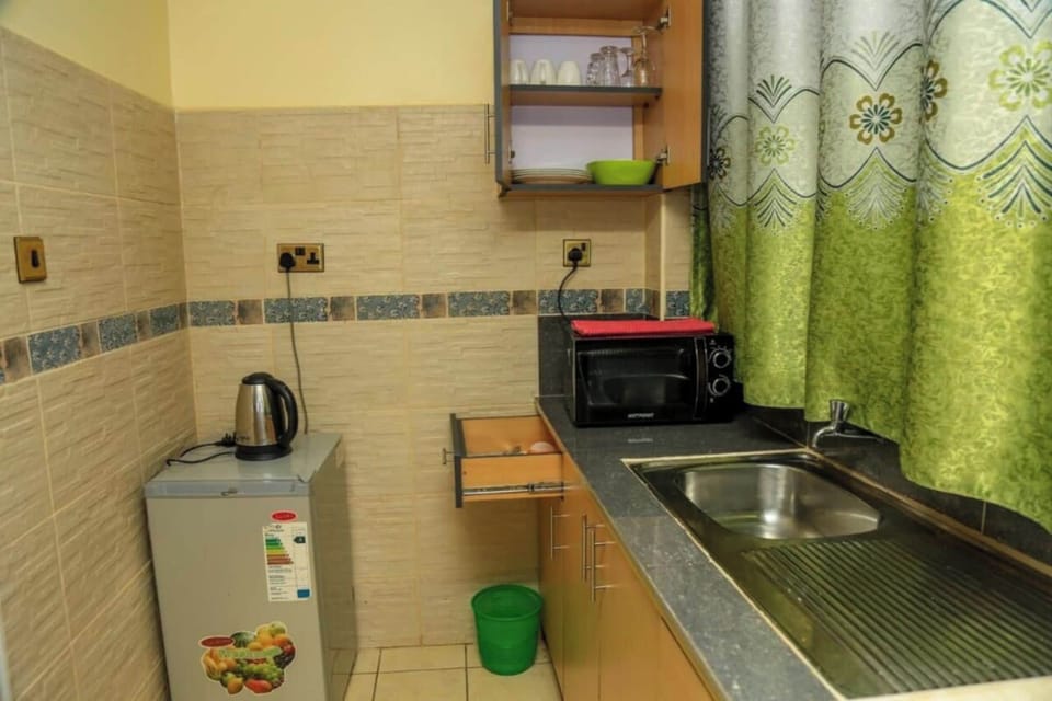 Fridge, electric kettle
