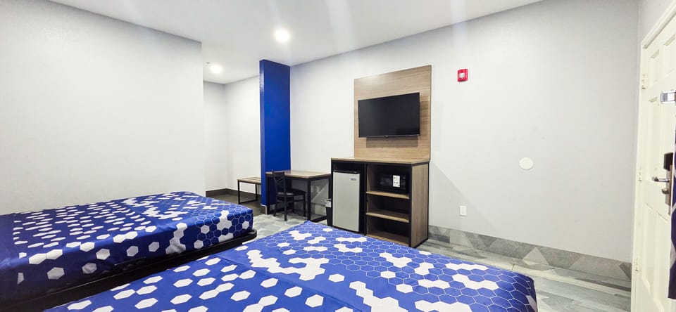 Premium bedding, desk, iron/ironing board (on request), WiFi (free)