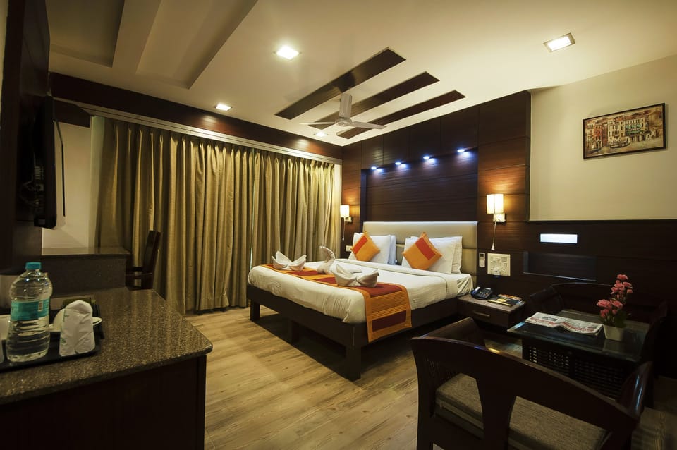 Executive Double or Twin Room | Premium bedding, in-room safe, desk, rollaway beds