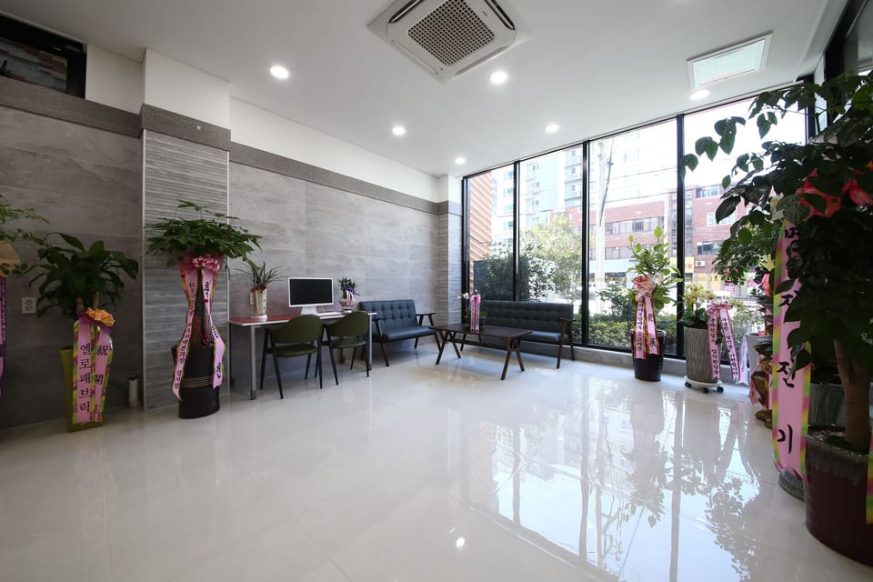 Lobby sitting area