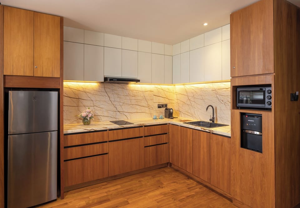 Family Room | Private kitchen | Espresso maker, coffee/tea maker, electric kettle