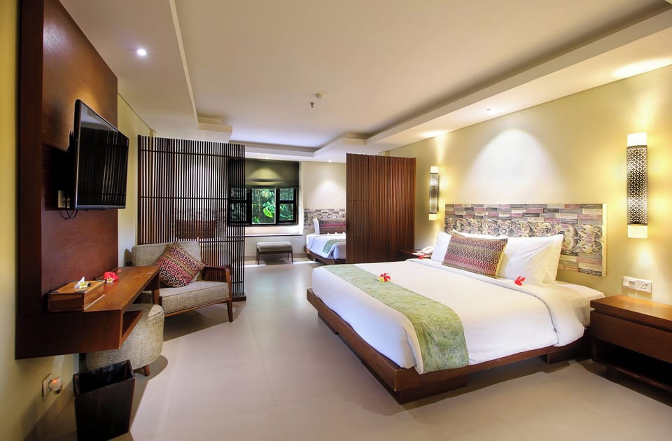 Alam Family | 1 bedroom, in-room safe, desk, laptop workspace
