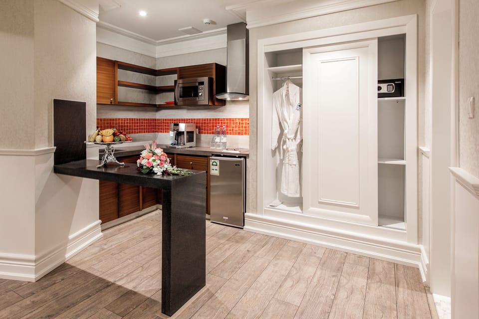 Mini-fridge, microwave, oven, dishwasher