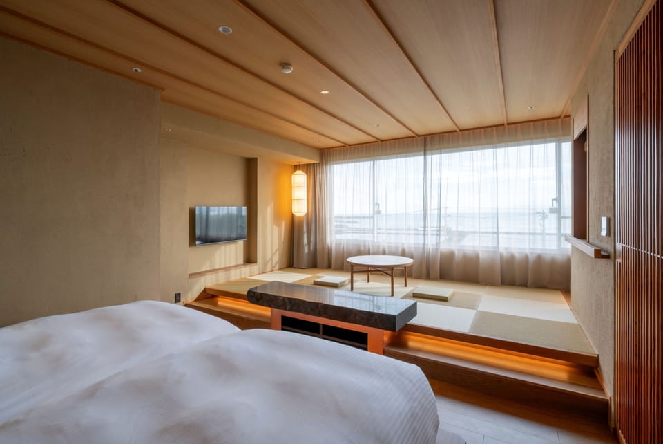 WiFi (free), bed sheets