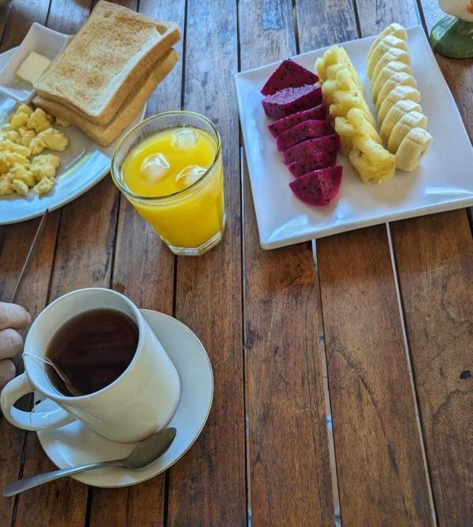 Daily cooked-to-order breakfast for a fee