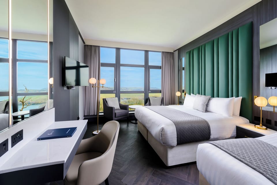 Deluxe Triple Room | Egyptian cotton sheets, premium bedding, desk, laptop workspace