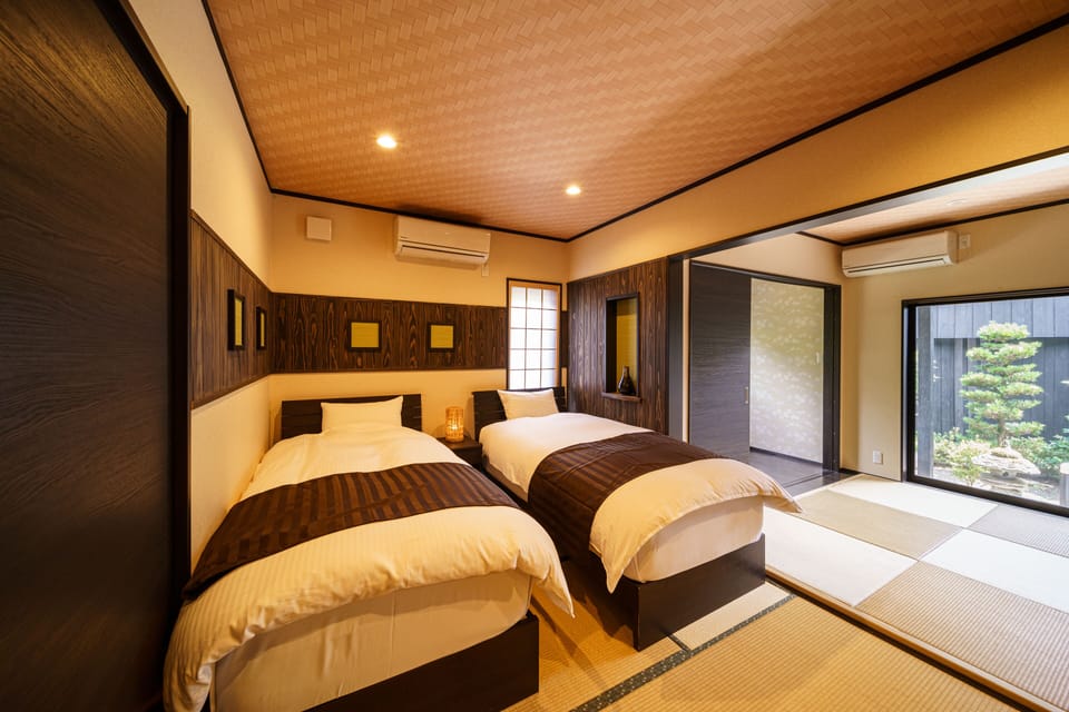 In-room safe, WiFi (free), bed sheets