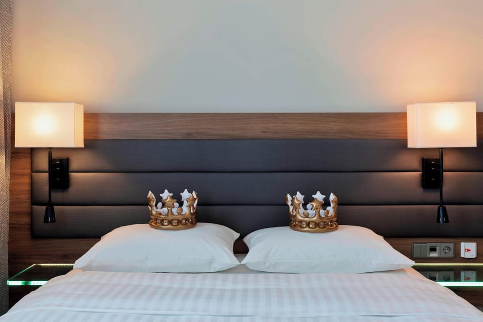 Family Room, 1 Double Bed | Blackout drapes, soundproofing, free cribs/infant beds, free WiFi