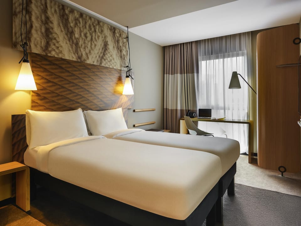 Standard Twin Room, 2 Twin Beds | In-room safe, desk, laptop workspace, blackout drapes